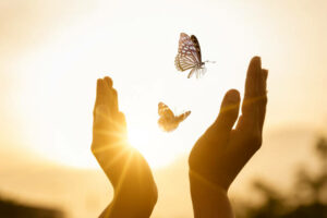 Je suis - Naturellement bien - accompagnatrice de bien-être , je vous offre une approche, où l’esprit, le corps et l’âme se trouvent en harmonie.